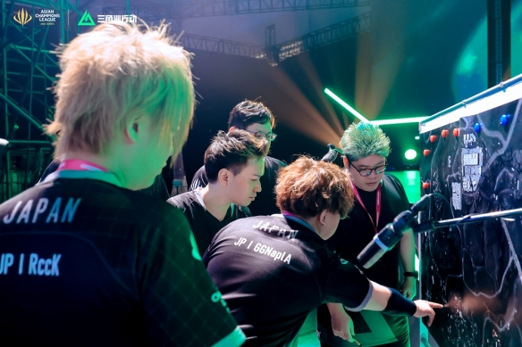 手中路的处 手中路的处